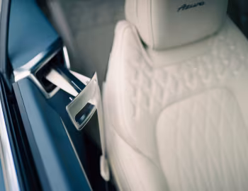 Interior Bentley Continental GT Azure [Japan] '2025–pr.