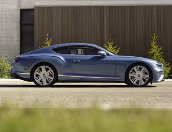 2026 Bentley Continental GT Azure [North America] '2025–pr.