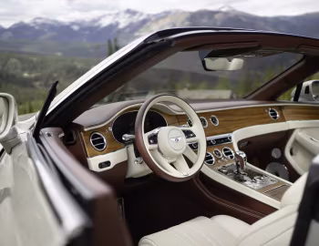 Panel frontal 2025–pr. Bentley Continental GT Convertible [North America] '2025–pr.