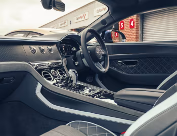 Interior Bentley Continental GT Speed [UK-spec] '2022–24