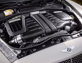 Sob o capô Bentley Continental GT Speed [UK-spec] '2014–15
