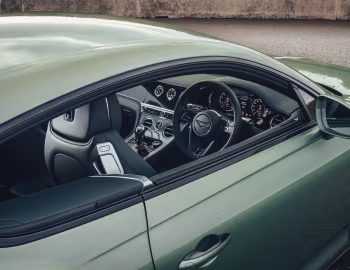 Interior Bentley Continental GT V8 [UK-spec] '2019–24