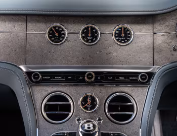 Interior Bentley Continental GT V8 [UK-spec] '2019–24