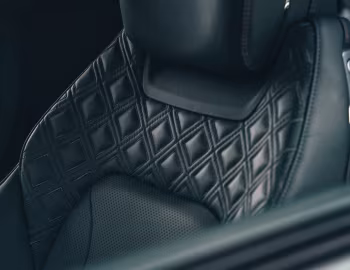 Interior Bentley Continental GT V8 [UK-spec] '2019–24