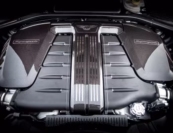 Sob o capô Bentley Continental Supersports [Worldwide] '2017–18