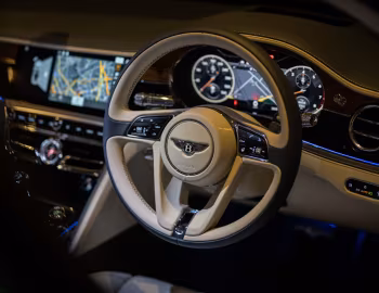 Painel frontal Bentley Flying Spur [Japan] '2020–22