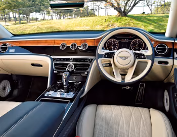 Bentley Flying Spur "First Edition" [Japan] '2019–20