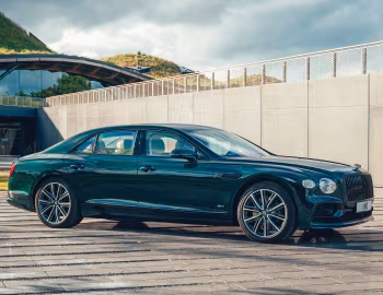 Bentley Flying Spur Hybrid [Worldwide] '2021–pr.