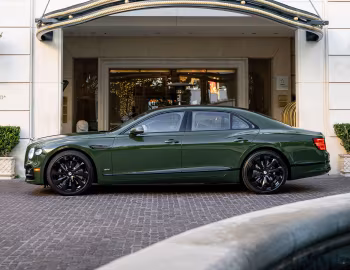 2022–pr. Bentley Flying Spur Hybrid [North America] '2022–pr.