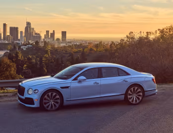 2022–pr. Bentley Flying Spur Hybrid [North America] '2022–pr.