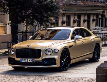 Bentley Flying Spur Hybrid [Worldwide] '2021–pr.