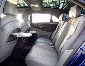 Interior 2022–pr. Bentley Flying Spur Hybrid [North America] '2022–pr.