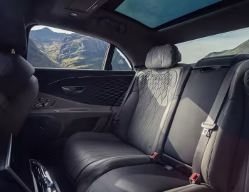 Interior Bentley Flying Spur V8 [UK-spec] '2020–24