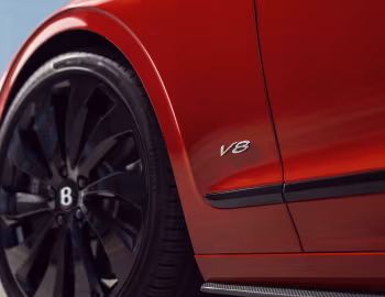 Bentley Flying Spur V8 [UK-spec] '2020–24