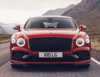 Bentley Flying Spur V8 [UK-spec] '2020–24