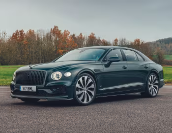 Bentley Flying Spur V8 [UK-spec] '2020–24