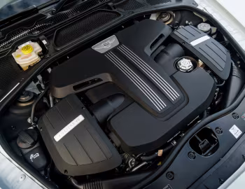 Під капотом Bentley Flying Spur V8 S [UK-spec] '2016–19