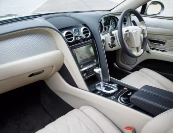 Interior Bentley Flying Spur V8 [UK-spec] '2014–19