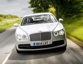Bentley Flying Spur V8 [UK-spec] '2014–19