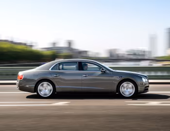 Bentley Flying Spur V8 [UK-spec] '2014–19