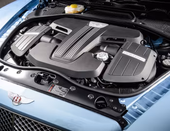 Sob o capô Bentley Flying Spur V8 [UK-spec] '2014–19