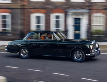 Lunaz Bentley S2 Continental Coupe by Mulliner '2023–pr.