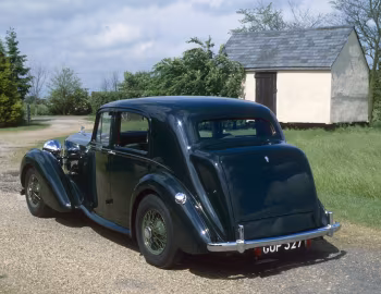 Bentley Mark V Saloon by Park Ward (B18AW) '1939