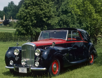 Bentley Mark VI Sedanca Coupe (B320LFV) '1949