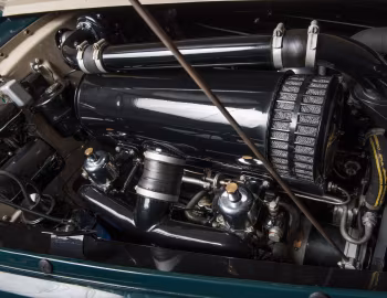 Sob o capô Bentley Mark VI Cabriolet Conversion (B148MD) '1953