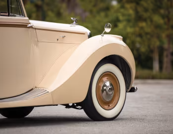 Bentley Mark VI Saloon by Freestone & Webb (3038) '1948–49