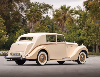 Bentley Mark VI Saloon by Freestone & Webb (3038) '1948–49
