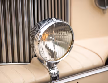 Bentley Mark VI Saloon by Freestone & Webb (3038) '1948–49