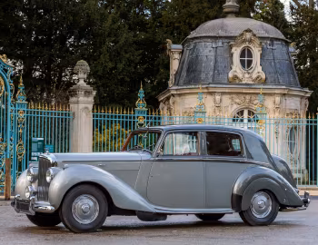 Bentley Mark VI Saloon [France] (B330LJ) '1951