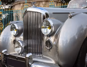 Bentley Mark VI Saloon [France] (B330LJ) '1951