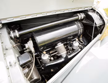 Sob o capô Bentley Mark VI Saloon [RHD] (B250EY) '1949