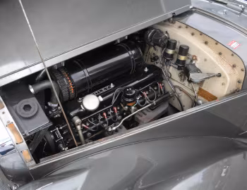 Sob o capô 1952 Bentley Mark VI Saloon [RHD] (B40PV) '1952
