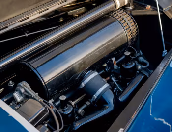 Sob o capô Bentley Mark VI Sports Saloon (7163) '1948–49