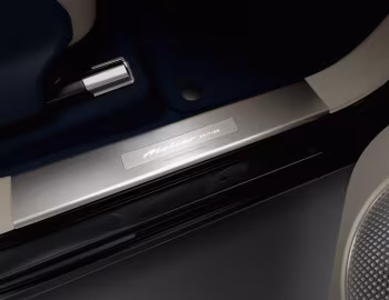 Interior Bentley Bentayga EWB "Atelier Edition" by Mulliner '2025–pr.