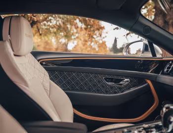 Intérieur Bentley Continental GT Mulliner [UK-spec] '2020–22