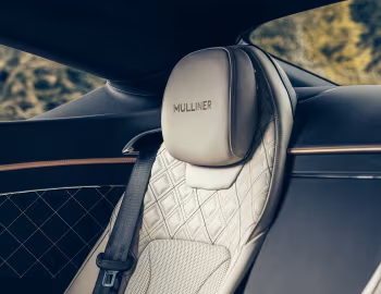 Interior Bentley Continental GT Mulliner [UK-spec] '2022–24