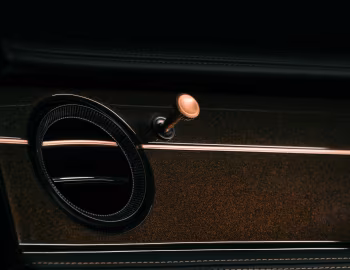 Interior Bentley "The Black Rose" Batur '2025