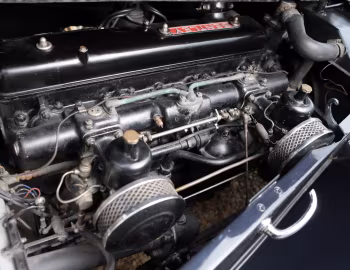 Sob o capô Bentley R-Type Special Roadster '1953