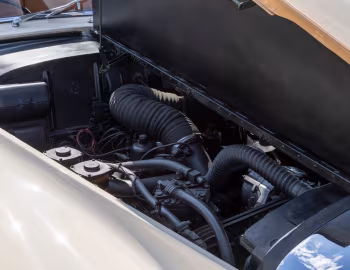 Sob o capô 1960 Bentley S2 Saloon [RHD] (B387CT)