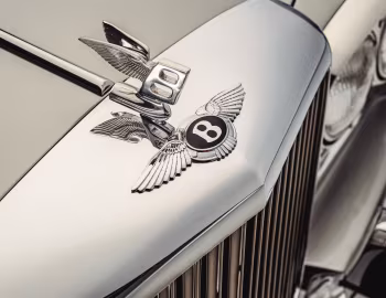 Mascote 1966 Bentley T Type four-door saloon [RHD] (SBH1001) '1965