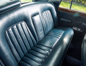 Interior Bentley T Type four-door saloon [RHD] (SBH21042) '1975