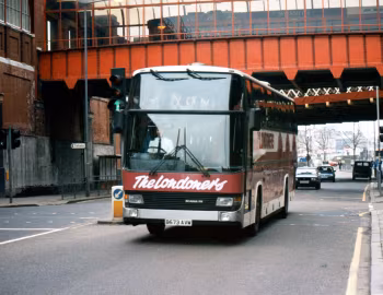 Scania K112CRS Berkhof Everest demonstrator [UK-spec] (C53Ft) '04.1985