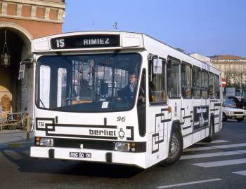 Berliet PR100 '1975–76