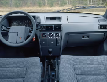 中控台 Citroën BX 19 TRD [EU-spec] '1986–89