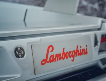 Lamborghini Countach "25 Anniversary" with option "Rear Wing" [Worldwide] '09.1988–01.1990