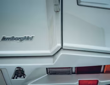 Lamborghini Countach "25 Anniversary" with option "Rear Wing" [Worldwide] '09.1988–01.1990